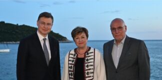 Управителят на БНБ Димитър Радев проведе среща с Кристалина Георгиева и Валдис Домбровскис в Дубровник