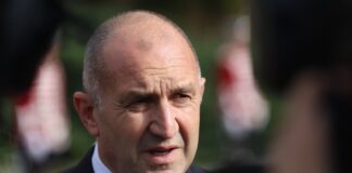 В деня на почит към светите равноапостоли Кирил и Методий президентът Румен Радев ще посети Пирдоп и Шумен