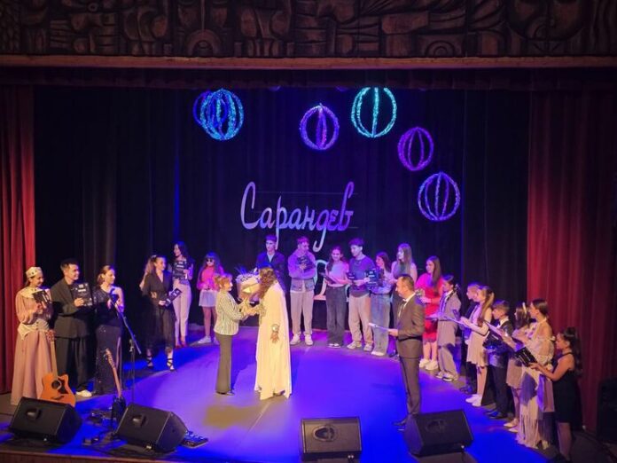 В Добрич бе официално закрито 34-ото издание на Европейския младежки В Добрич бе официално закрито 34-ото издание на Европейския младежки поп рок конкурс “Сарандев”