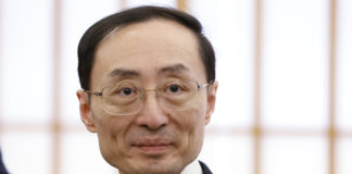 Висш китайски дипломат се срещна с пакистанския посланик, за да обсъди напрежението между Делхи и Исламабад