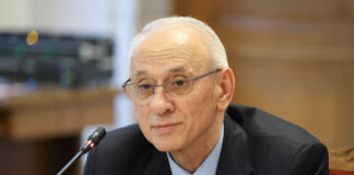 Животът и здравето са най-големите ценности, казва министър Силви Кирилов в послание към младите хора