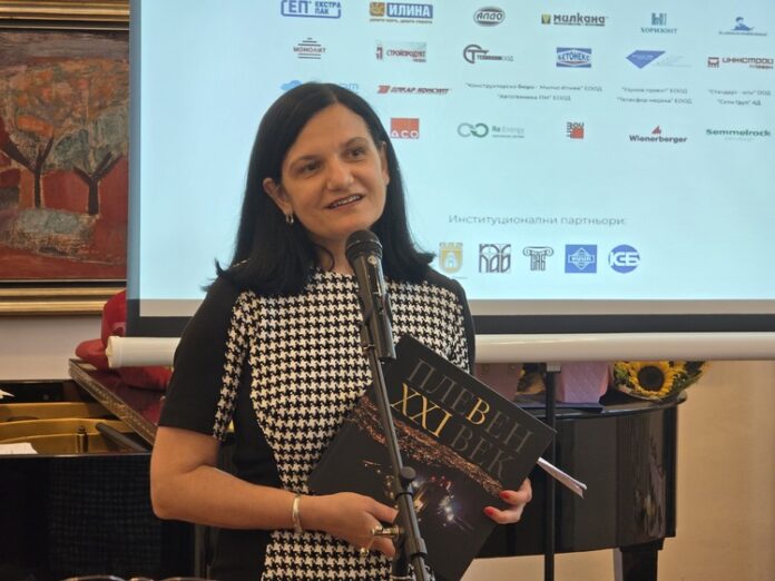 Журналистът Силвия Златкова представи книгата си „Плевен в XXI век“