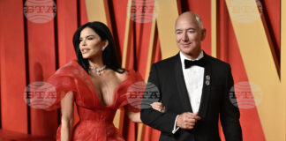 Сватбата на Безос за 30 милиона евро предизвиква гняв и възторг във Венеция Лорън Санчес и Джеф Безос