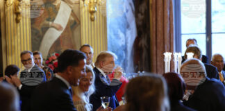 Доналд Тръмп присъства на вечеря за държавните и правителствените ръководители на страните от НАТО в двореца "Хойс тен Бос"