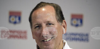 Американският бизнесмен Джон Текстър обяви, че се оттегля от управленската си роля в Олимпик Лион