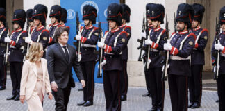 АНСА: Мелони и Милей обсъдиха на вечеря в Рим италианския внос на втечнен природен газ от Аржентина