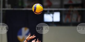 България отрази два мачбола в четвъртия гейм срещу Китай, но загуби след тайбрек в Лигата на нациите по волейбол за жени