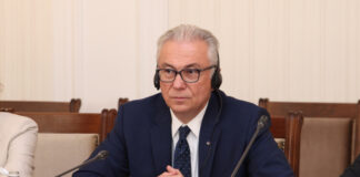 България продължава да затвърждава водещата си роля за стабилността и растежа в региона, заяви премиерът на среща с Теодорос Русопулос