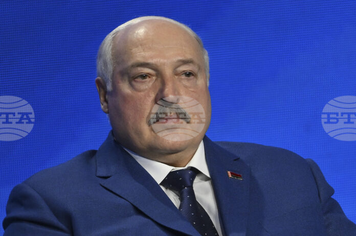 БелТА: Лукашенко се срещна със специалния пратеник на САЩ за Украйна и Русия Кийт Келог