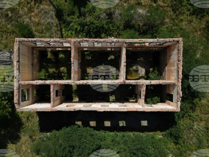 Държавните имоти с отпаднала необходимост подлежат на детайлна проверка преди евентуална продажба, заявяват от МРРБ