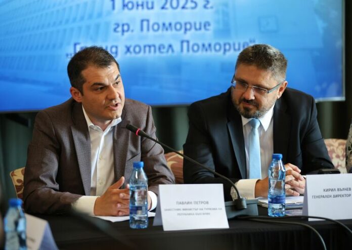 Форум на БТА "БГ ТУРИЗЪМ - ЛЯТО 2025"
                                                                                                Това лято трябва да бъде шумно, безгрижно и радостно, заяви заместник-министърът на туризма Павлин Петров