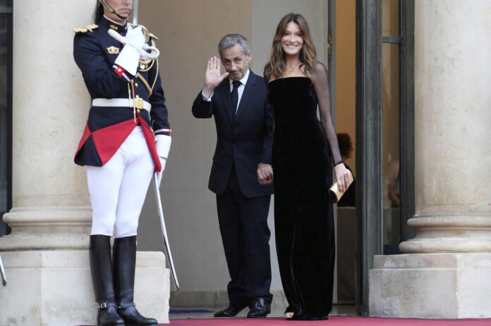 Френският експрезидент Саркози беше лишен от ордена на Почетния легион след присъдата си