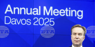 Геополитическата ситуация е "най-сложната" от десетилетия, заяви новият президент на Световния икономически форум в Тянцзин