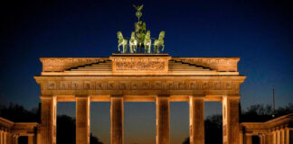 Германската полиция претърси помещения, свързани с крайнодясна терористична организация