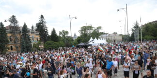 Граждани се събраха на демонстрация в подкрепа на семейството в София