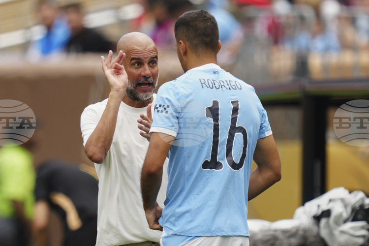 СподелиТреньорът на Манчестър Сити Пеп Гуардиола изрази удовлетворение след категоричната