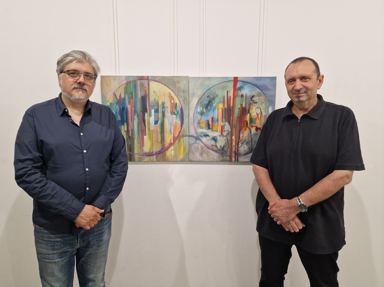 СподелиХудожниците Янко Янков и Петър Крусев организираха съвместна юбилейна изложба
