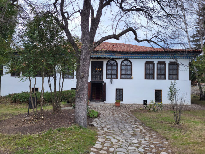 Изложба живопис на Георги Клисарски ще бъде открита в Сарафската къща в Самоков