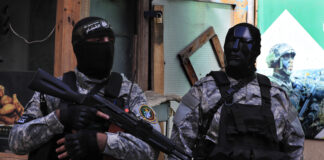 Израелската армия каза, че е нанесла удар по член на "Хамас" в Южна Сирия