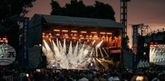 Като актьор знам много добре, че когато свършат думите, започва музиката, каза министърът на културата Мариан Бачев в Пловдив