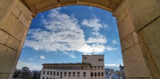 Курсове на българския лев към отделни чуждестранни валути и цена на златото, валидни за 18.06.2025