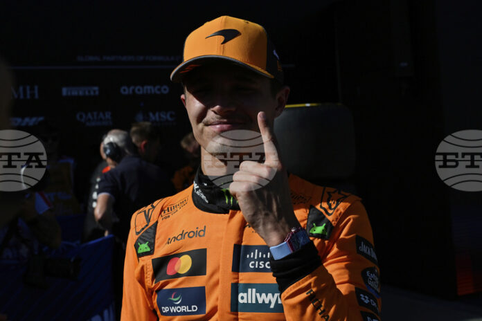 Ландо Норис се доближи на 15 точки от първото място във Формула 1 с победата в Шпийлберг