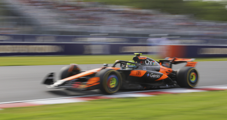 СподелиЛандо Норис от отбора на Макларън постига най добро време в