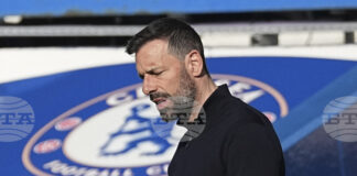 Лестър обяви прекратяването на договора с мениджъра Рууд ван Нистелрой