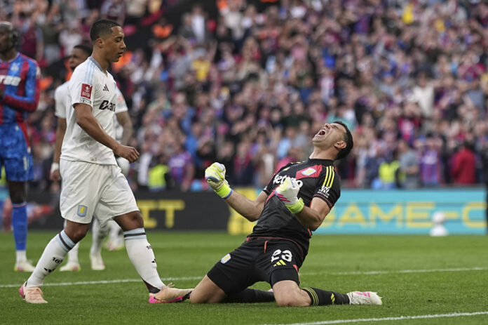 Мартинес е пред трансфер в Манчестър Юнайтед Мартинес е пред трансфер в Манчестър Юнайтед