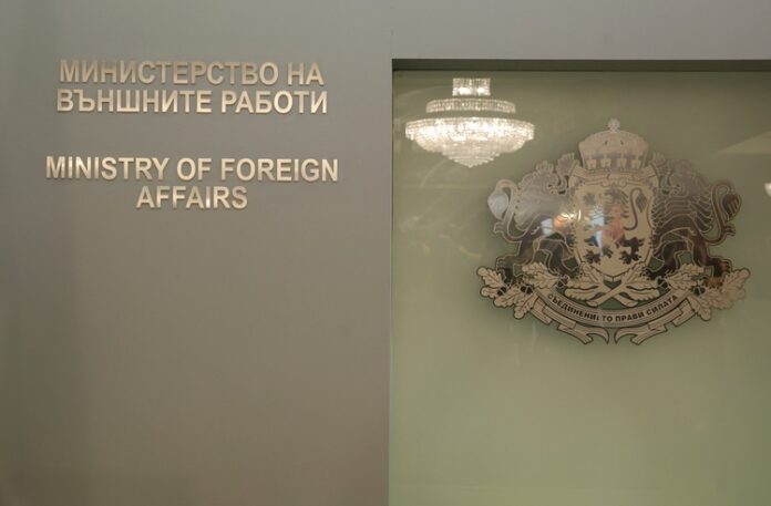 Министерството на външните работи призова за незабавно намаляване на напрежението в Близкия изток