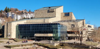 Над 120 танцьори, музиканти и певци се включват в най-новия спектакъл на Ансамбъл „Родопа“ - „Величествената Родопа“