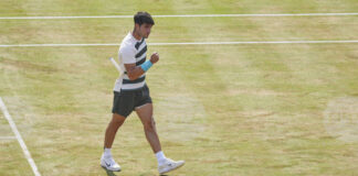 ОБНОВЕНА Карлос Алкарас се класира за четвъртфиналите на турнира по тенис "Куинс Клъб" в Лондон