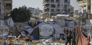 ОБНОВЕНА Най-малко 49 души са били убити при израелски удари в Газа, съобщиха местните здравни власти