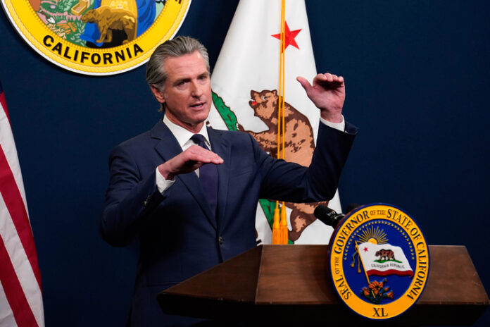 ОБНОВЕНА 
                                                                                                Тръмп заяви, че би подкрепил ареста на губернатора на щата Калифорния Гавин Нюсъм