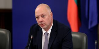 ОБНОВЕНА Въвеждането на еврото не може да доведе до повишаване на цените на стоките и услугите, каза премиерът Росен Желязков