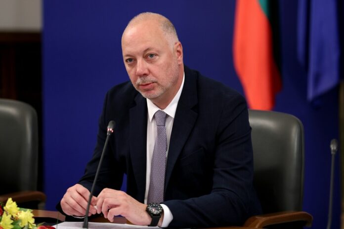 ОБНОВЕНА Въвеждането на еврото не може да доведе до повишаване на цените на стоките и услугите, каза премиерът Росен Желязков