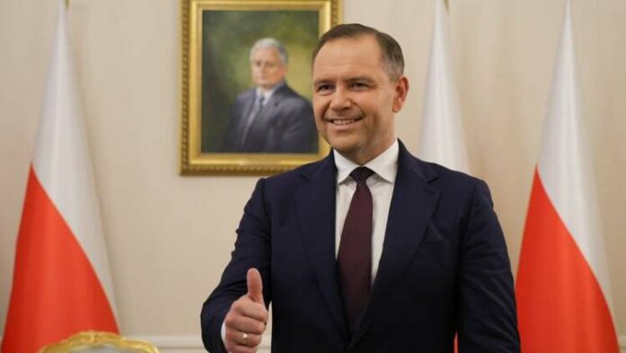 ПАП: Реформите и бюджетната консолидация ще бъдат трудно постижими след ПАП: Реформите и бюджетната консолидация ще бъдат трудно постижими след изборите в Полша, смятат от „Фич“