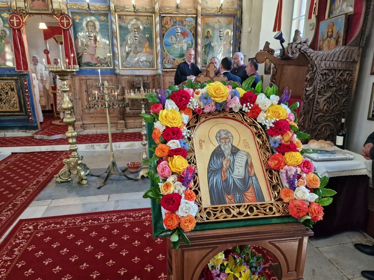 СподелиБългарският патриарх и митрополит на София Даниил ще води света