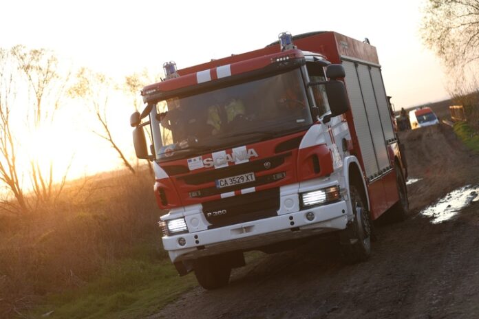 Потушени са 88 пожара през изминалото денонощие, един човек е Потушени са 88 пожара през изминалото денонощие, един човек е пострадал