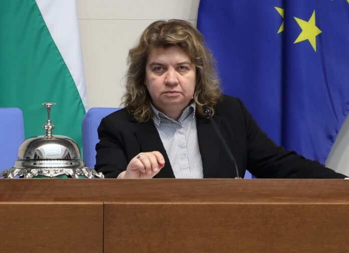 Председателят на парламента Наталия Киселова изрази съболезнованията си за нападението в училище в австрийския град Грац