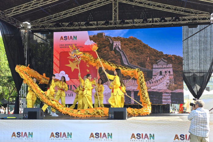 Представители на държавни институции и дипломатически мисии откриха петото издание на Азиатския фестивал в София