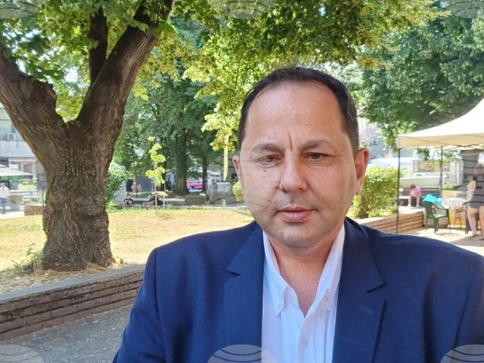 Предстои да бъде отворен приемът за заявления за подпомагане на земеделски производители, каза в Кюстендил зам.-министър Иван Капитанов