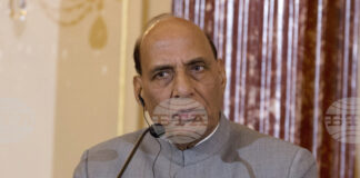 ПТИ: Индийският министър на отбраната пристигна в китайския гр. Циндао, за да участва в среща на ШОС