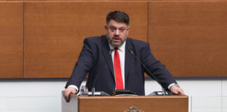 Ресурс от 2,5 млрд. лв. ще се реализира чрез нова програма за енергийна ефективност на жилищните сгради, каза вицепремиерът Зафиров