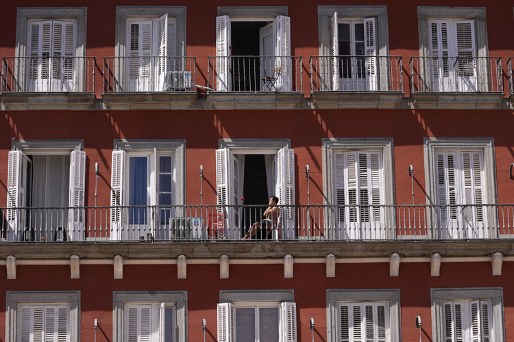 СподелиНаличието на краткосрочни наеми за туристи в Испания се е