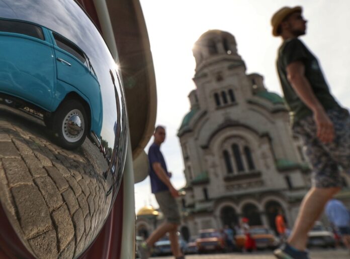 София е домакин на инициативата "Обиколката на Европа" в подкрепа София е домакин на инициативата "Обиколката на Европа" в подкрепа на възобновяемите горива