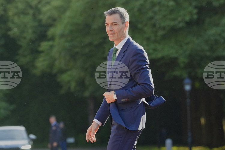 СподелиВицепремиерът и министър на външните работи на Италия Антонио Таяни