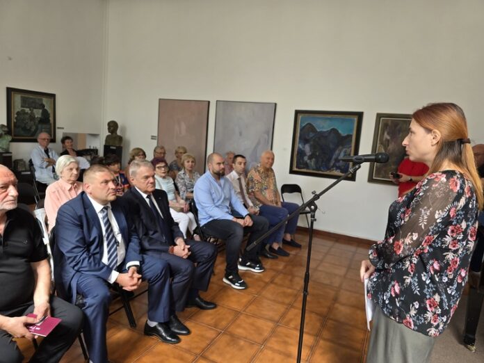 Тематична изложба „Светлин Русев 1933 - 2018“ откриха в плевенската Тематична изложба „Светлин Русев 1933 - 2018“ откриха в плевенската художествена галерия Дарение „Колекция Светлин Русев“