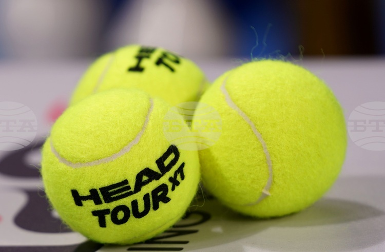 СподелиВladimir TsOnkov както и Raya Petkova и Nina Nokova при