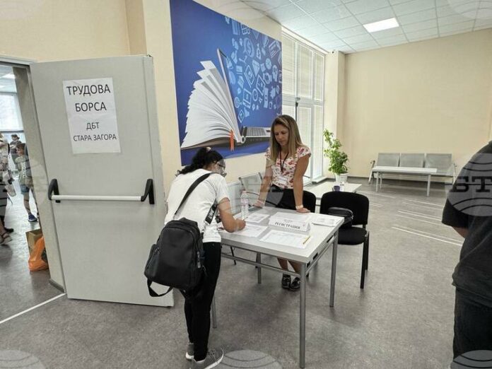 В Стралджа и Искър ще са двете трудови борси през юли